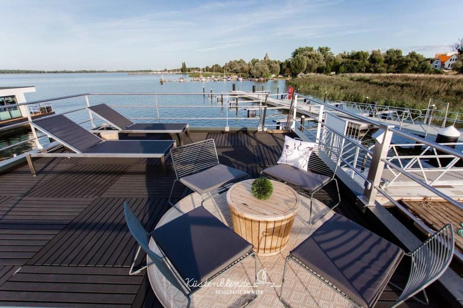 Hausboot Kranichnest Hotel Ribnitz-Damgarten Kültér fotó