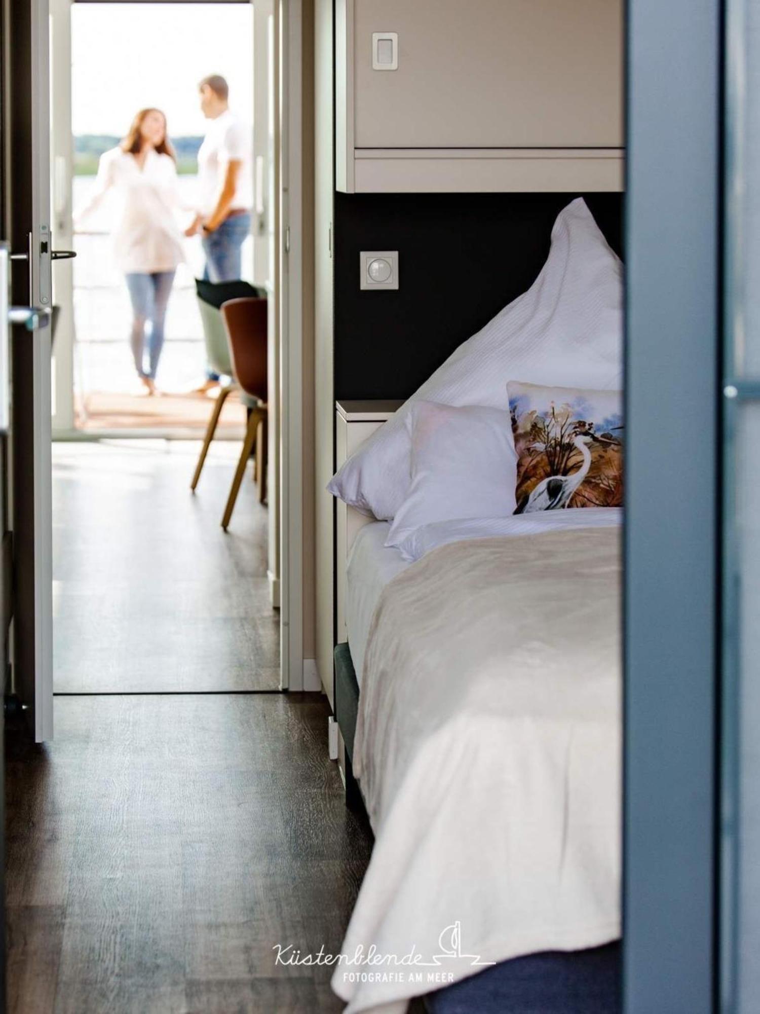 Hausboot Kranichnest Hotel Ribnitz-Damgarten Kültér fotó