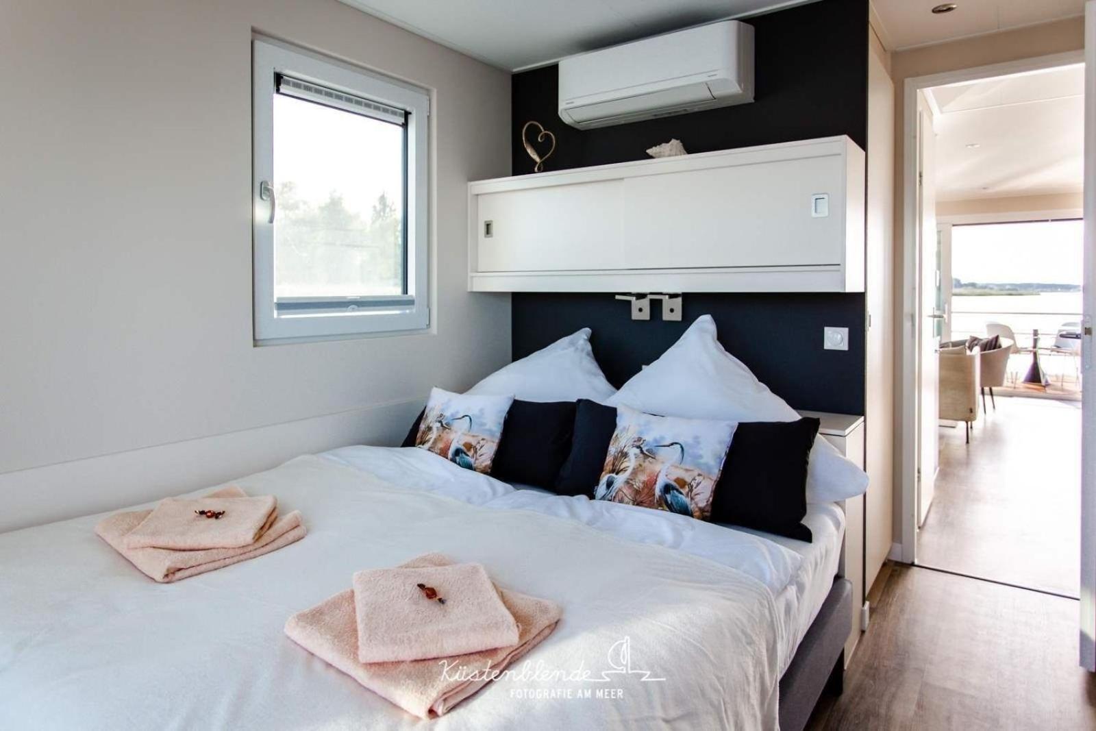 Hausboot Kranichnest Hotel Ribnitz-Damgarten Kültér fotó